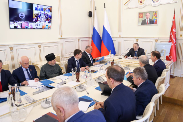 Сергей Мeликов провел заседание Совета Безопасности РД